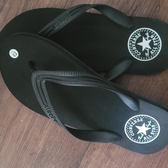 Black Converse Flip Flops - Picture 3 of 3